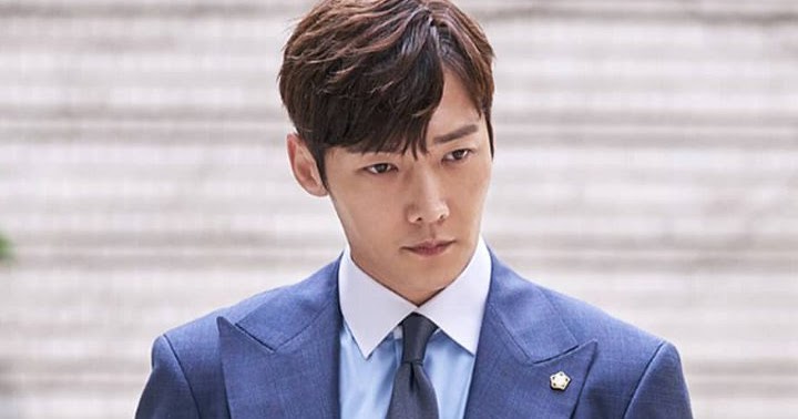 Choi Jin Hyuk Terkenal Jago Ciuman Hot Di Drama, Ternyata Ini Rahasianya.