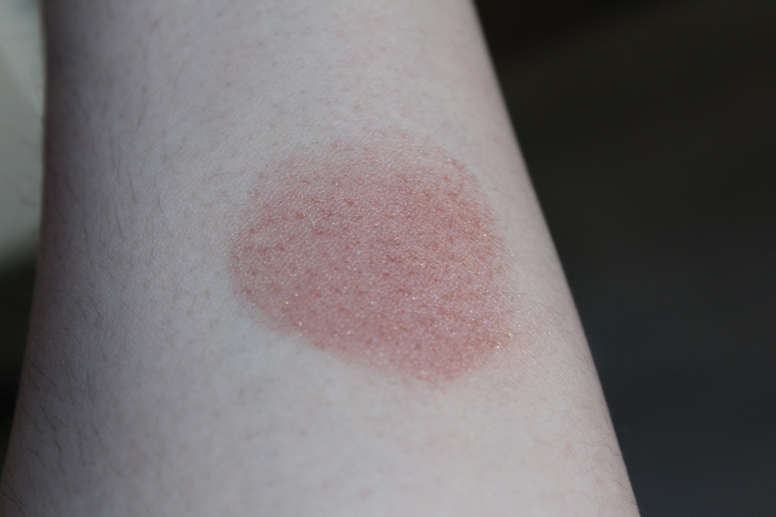 Chanel Accent rumenilo LE - MAKEUP ARENA