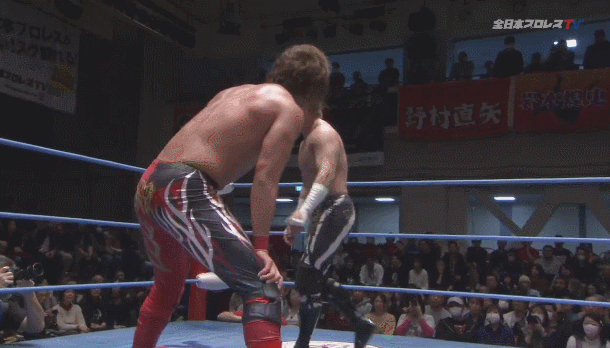 [IMAGE:https://1.bp.blogspot.com/-O52CJfON9oA/Xx-fnhh5byI/AAAAAAAA2jQ/eqJpmmoEf4QWnp1uJ3Xo38TKvw2JGk_LwCLcBGAsYHQ/s1600/Elbow%2BSmash%2B2.gif]