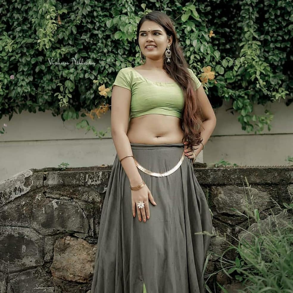 old malayalam actress hot photo gallery old malayalam actress hot photo gallery
