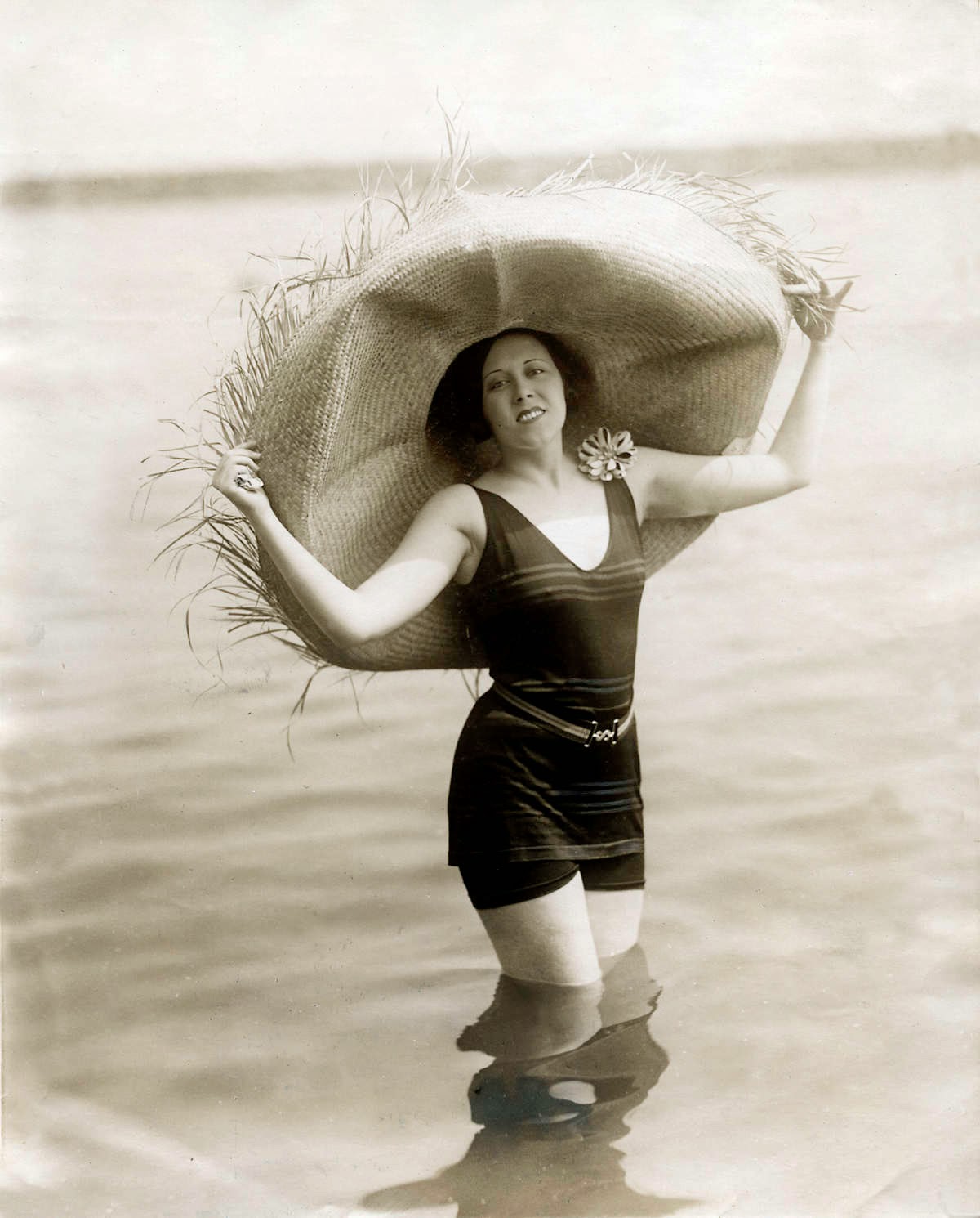 A hat in the water, ca. 1920s ~ vintage everyday
