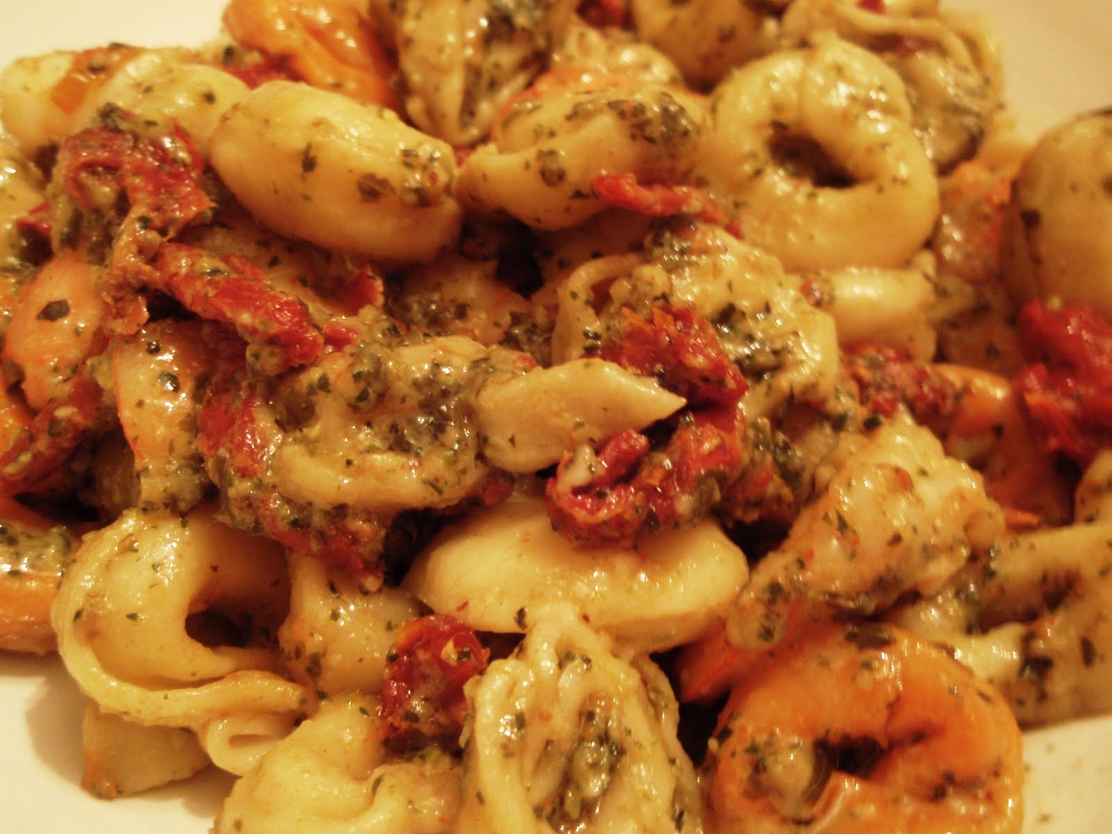 Culinary Orgasm Tortellini with Shrimp, Pesto, and SunDried Tomatoes
