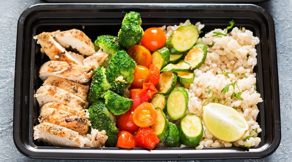 RESEPI MEAL PREP AYAM GRILL BERSAMA BROWN RICE DAN SAYURAN ...