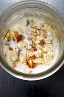 Honey Almond Overnight Oats: Savory Sweet and Satisfying
