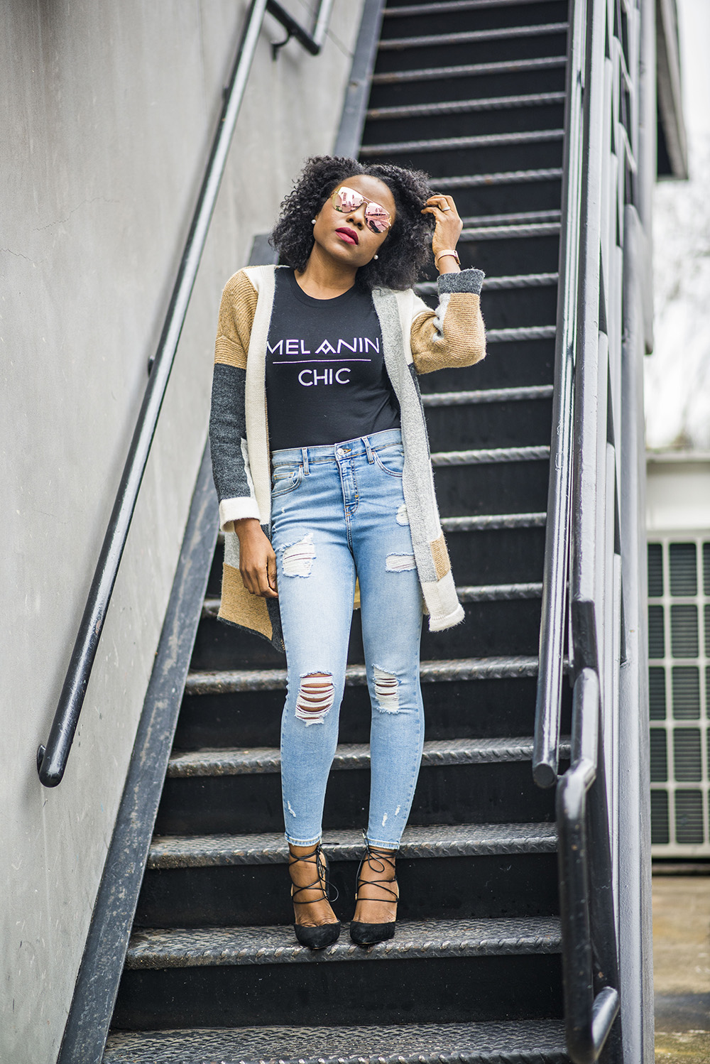 How to stylishly wear tshirt and jeans Titi