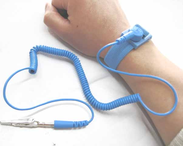 MANTENIMIENTO Y ENSAMBLE DEL EQUIPO DE CÓMPUTO: KIT de herramientas