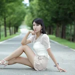 Lee Sung Hwa Sexy in Ruffle Mini Dress Foto 9