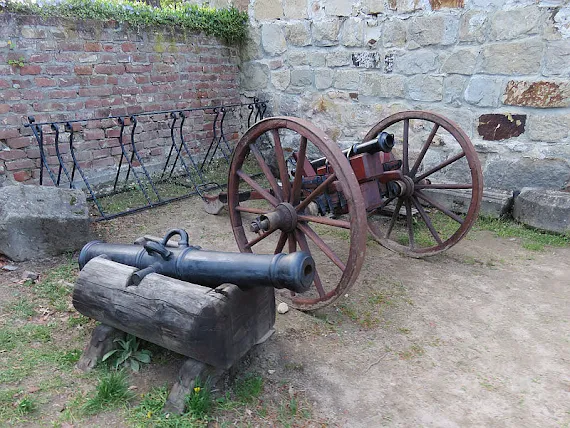Militaria na Zamku Kamieniec