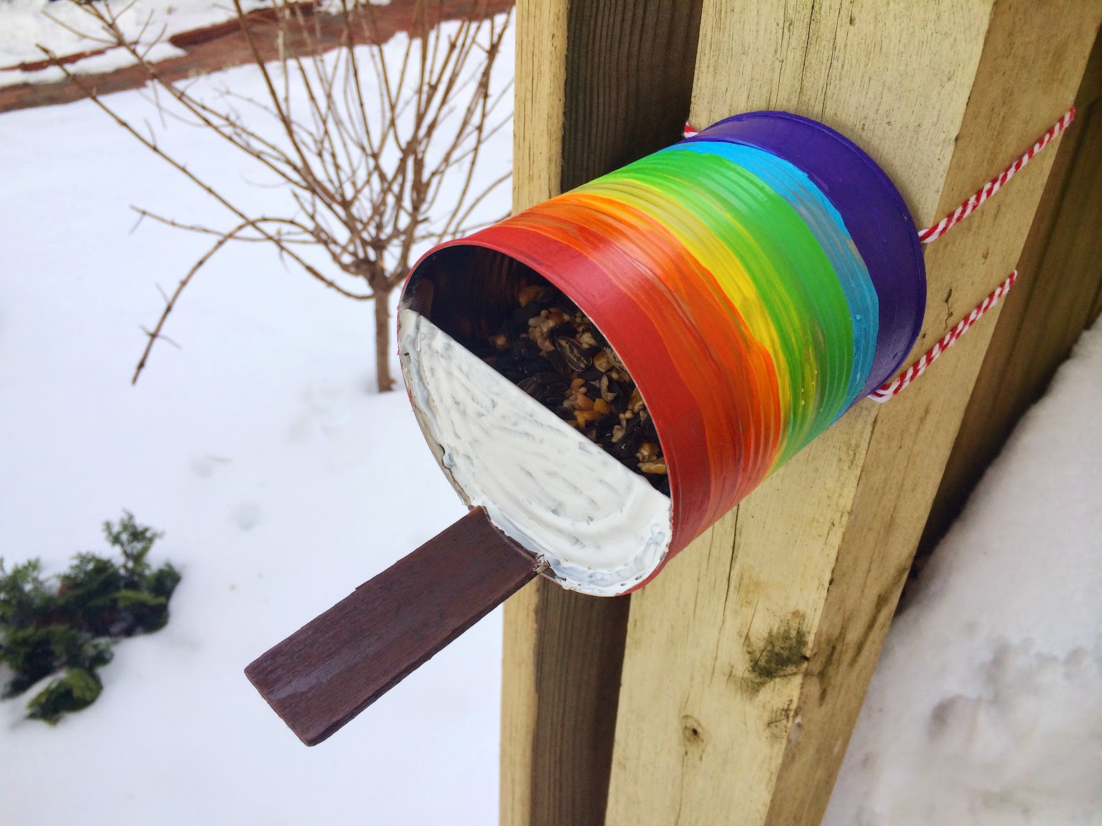 Our Beautifully Messy House : DIY Tin Can Bird Feeder #2