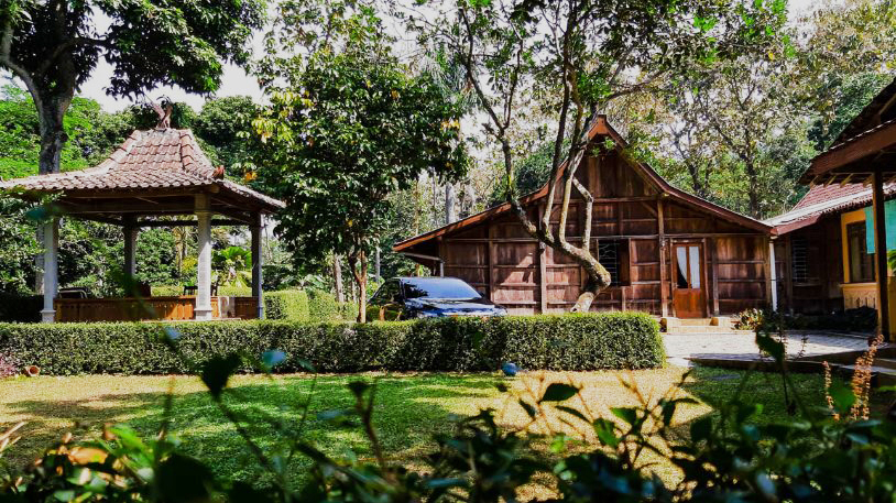 5 Terbaik Villa Bandungan Semarang - Tarif Murah View Keren - Villakan.com