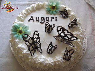 lagiostradellavita-torta-di-compleanno-con-farfalle-di-cioccolato