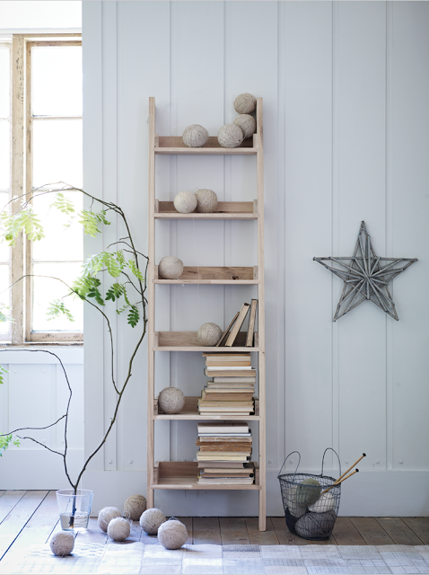 Escalera de madera decorativa para el hogar