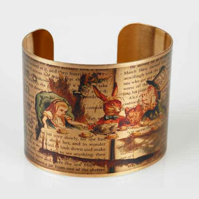 Brazalete Alicia en el país de las maravillas