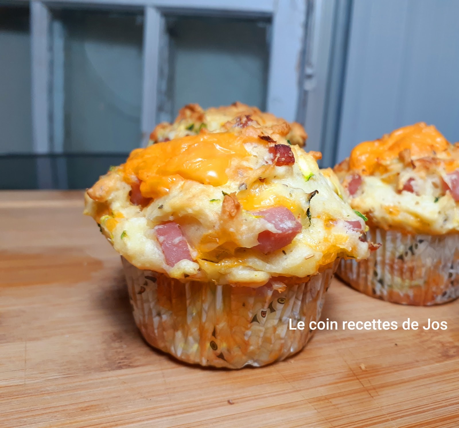 Le coin recettes de Jos MUFFINS AU JAMBON ET CHEDDAR