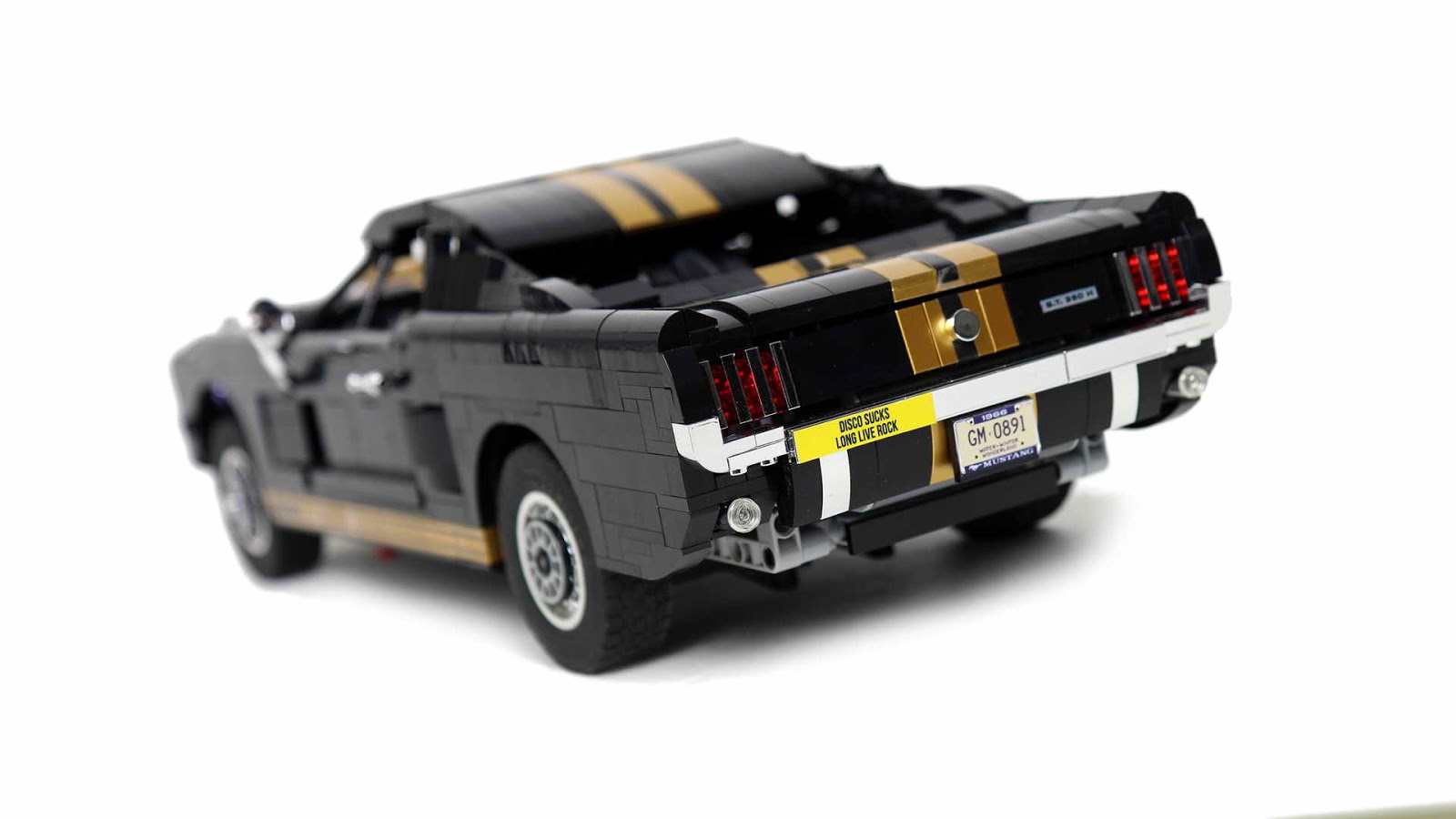 lego moc ford mustang