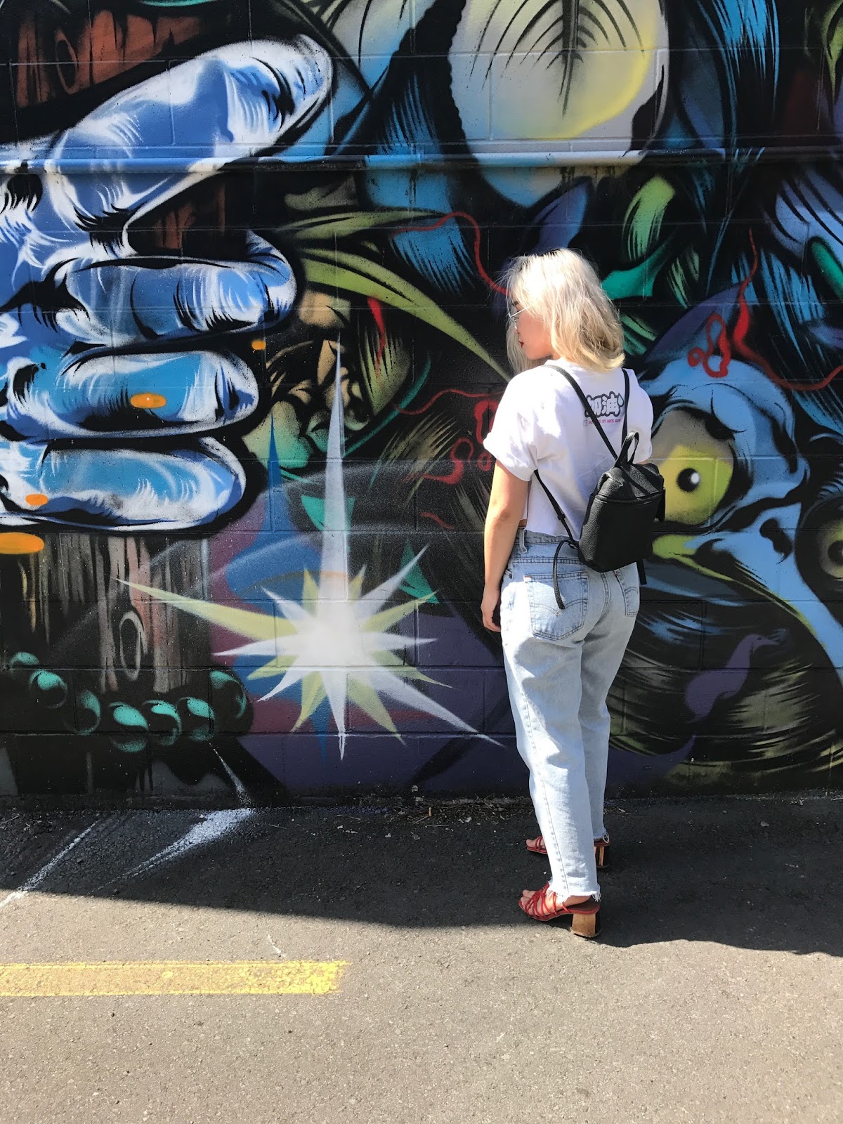 Outfit Floral And Graffiti Style Sense Moments