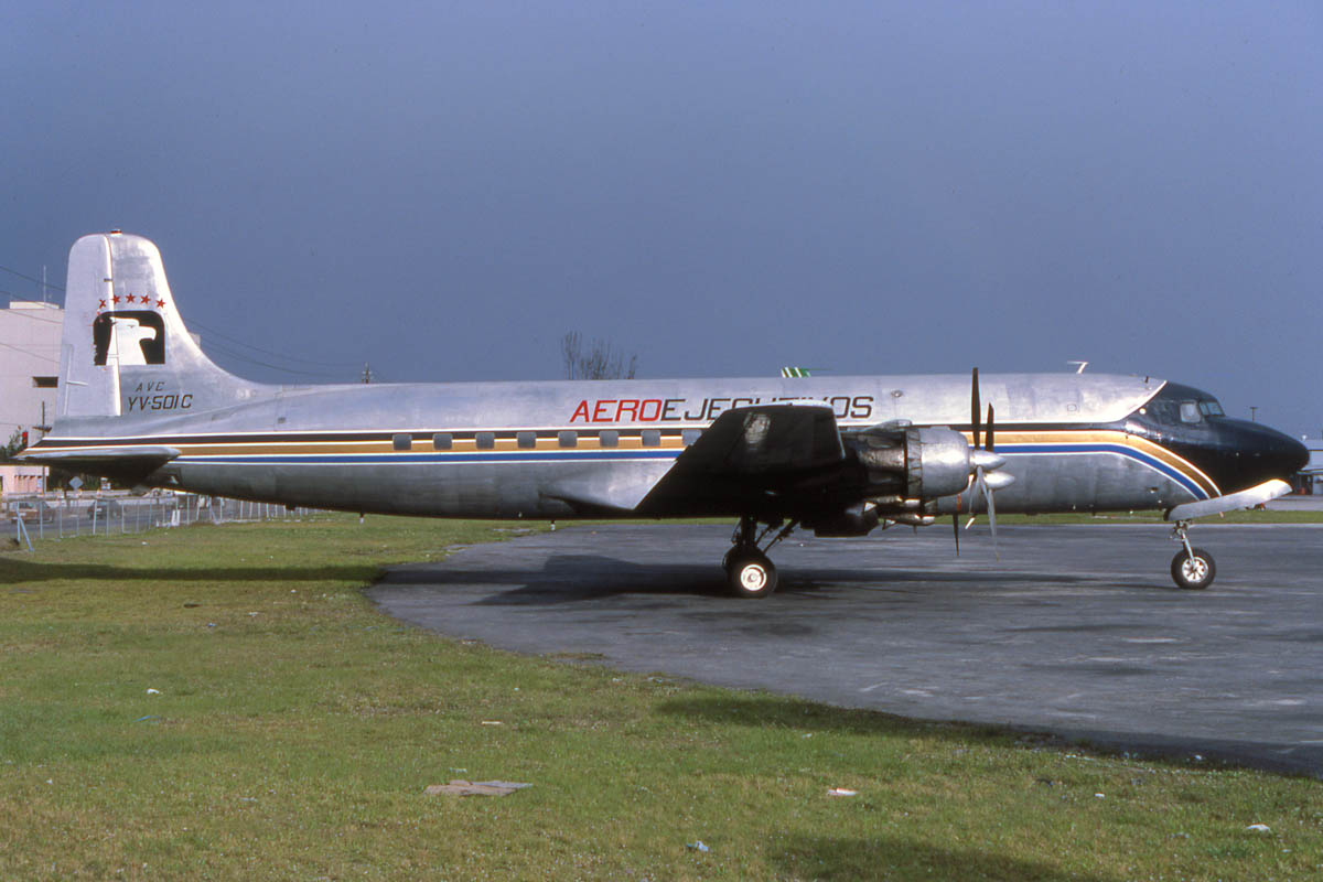 PlaneSpotters SlideCollections Aero Ejecutivos DC6 YV501C