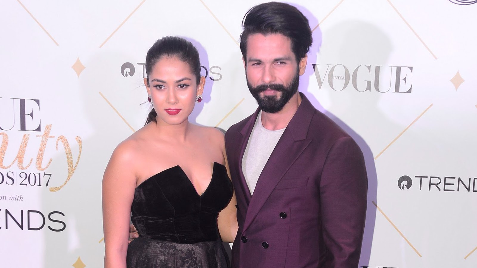 Shahid Kapoor Height, Weight, Age, Afairs, Wife, Income