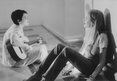 Girl Interrupted 1999 Winona Ryder Angelina Jolie Image 6