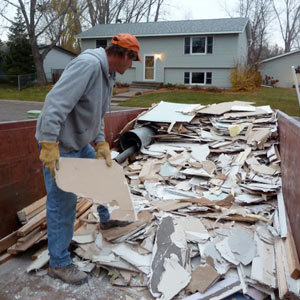 Dumpster Diving Tips - from a Pro!! Everything you need to know to get great free stuff!