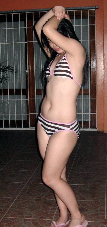 bikini models Filipina