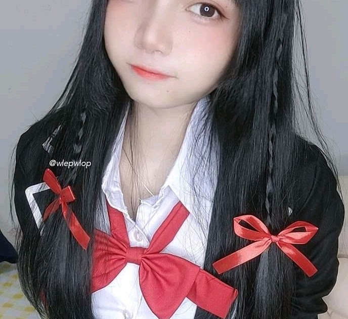 DOWNLOAD FOTO FOTO MENGGUGAH MATA CEWE CANTIK IMUT ANGEL CHAN WLEPWLOP