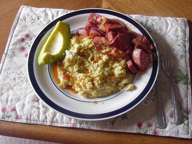 Para los Almuerzos: Receta de Mangú dominicano