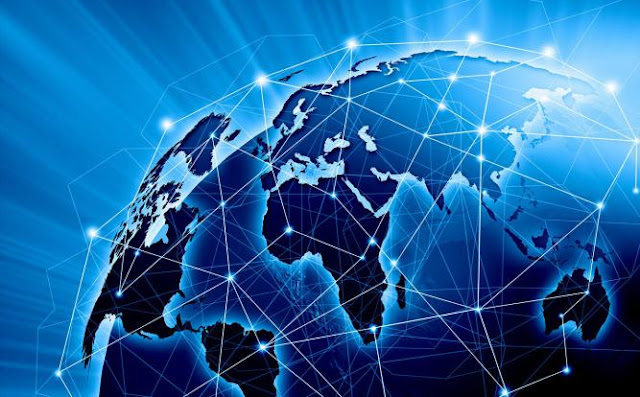 هل تعرف ما مدي الخطورة في تغيير المعلومات علي شبكة الانترنت