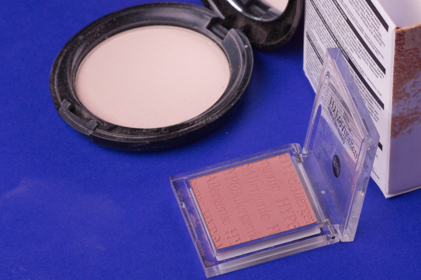 Bell HYPOAllergenic Mat Powder Hypoalergiczny puder matujący i