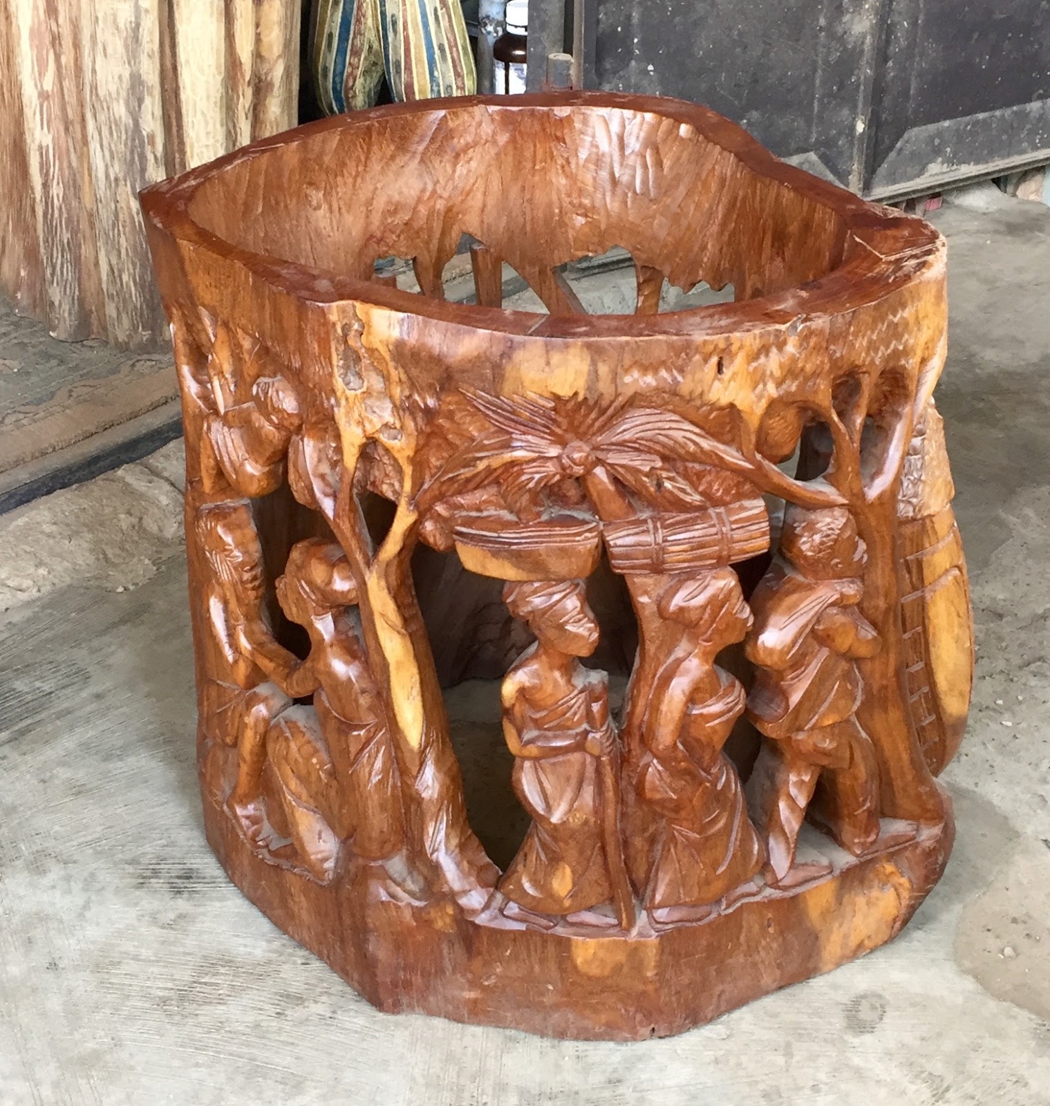 The Ghana MTC Wood Carving Traditions in Africa
