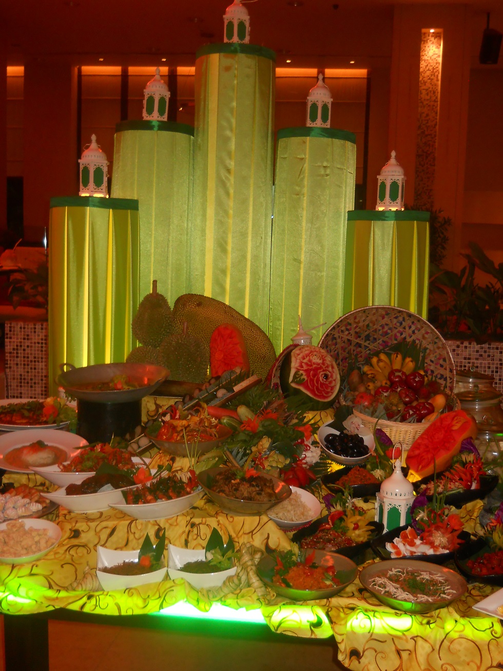 KEVIN MEETS THE STARS RAMADAN BUFFET AT IMPIANA HOTEL KLCC