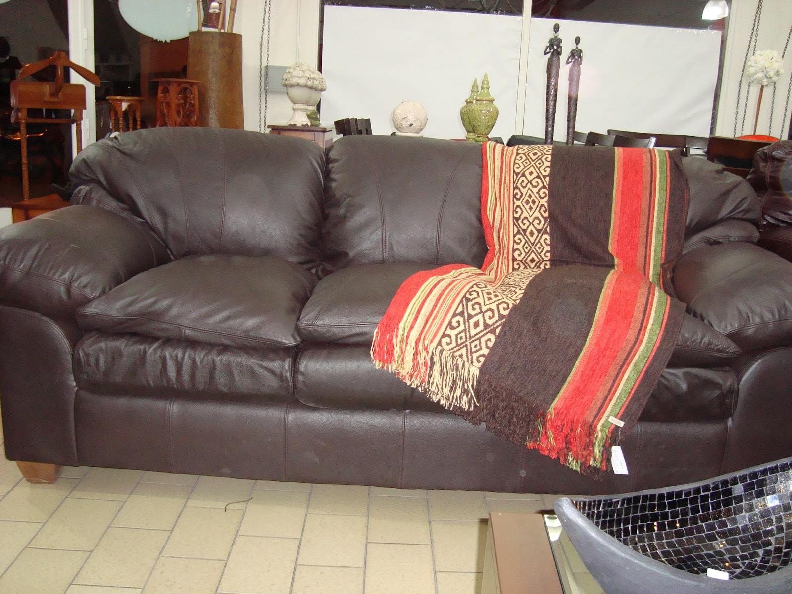 DECO CHIC MUEBLES SILLONES DE CUERO LEGITIMO