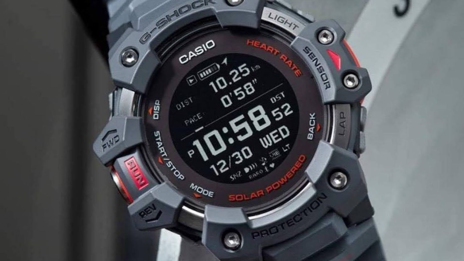 Casio G-Shock watches at 10% off during the Shopee Fashion Friday