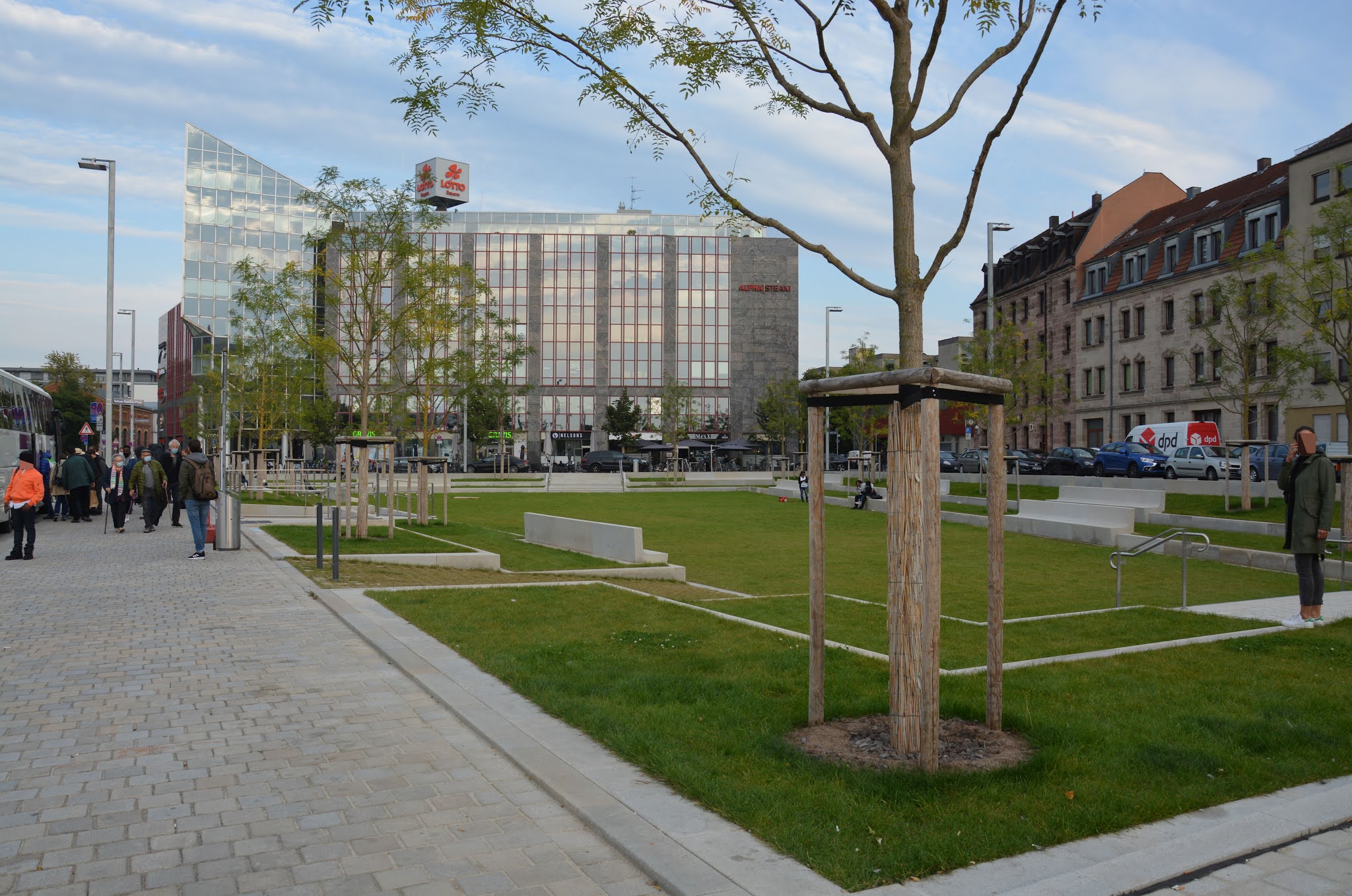 Nürnberginfo NelsonMandelaPlatz vorläufig fertig