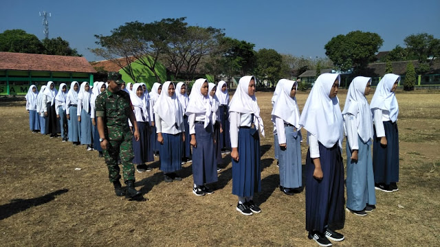 Babinsa Sambirejo Laksanakan Seleksi Paskibra