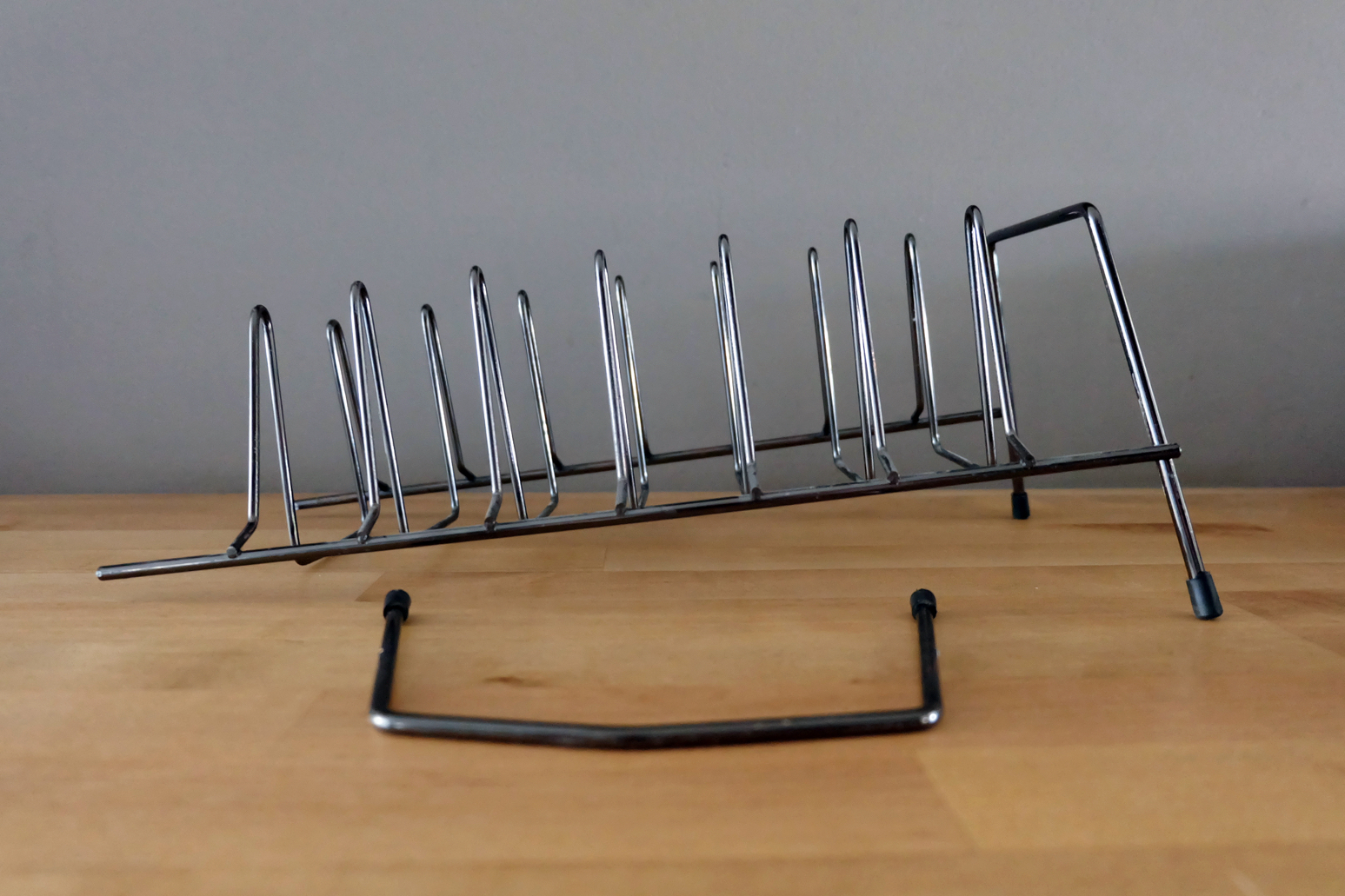 15 Minute DIY Pot Lid Storage Rack HowTo. Flipping the Flip