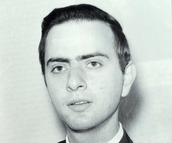 Lista de libros realizada por Carl Sagan a los 20 años. Lista de libros realizada por Carl Sagan a los 20 años.
