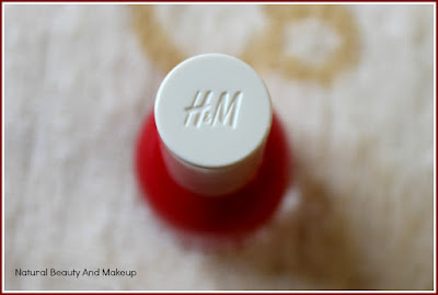 H&M Parisienne Red Nail Polish: REVIEW, NOTD & MOREon Natural Beauty And Makeup Blog