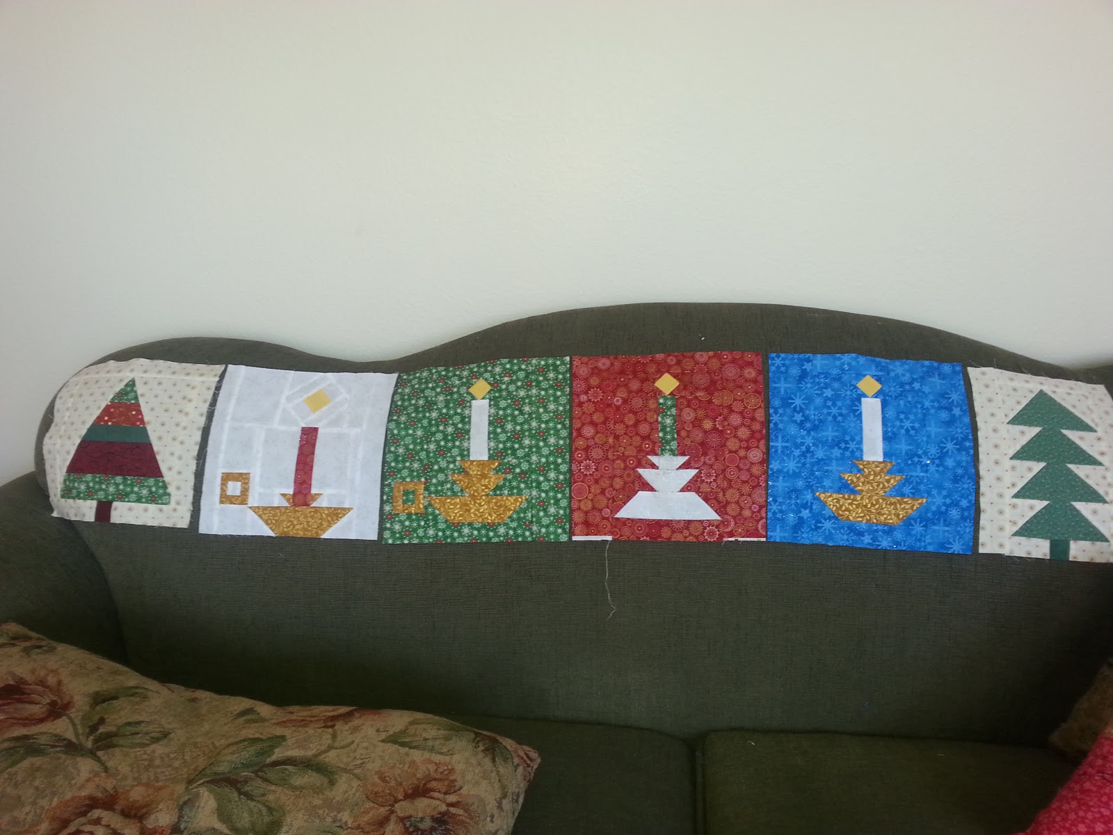Sunshine in the Attic: Christmas Symbol Quilt Along -- Christmas Candle block and tutorial