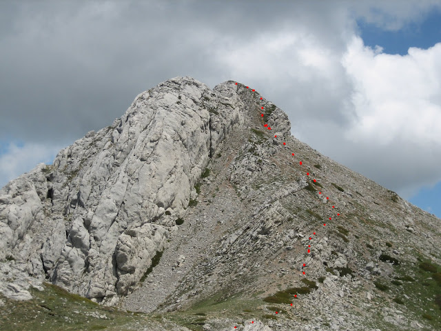 Rutas Montaña Asturias: Descendiendo Peña Orniz,mirada atrás para ver ruta