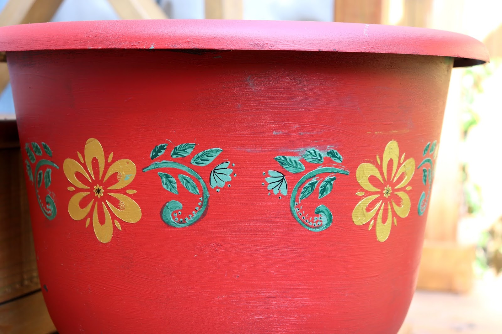 Create With Mom Painting Plant Pots, How To Paint Plastic Outdoor Plant Pots