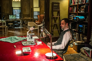 Jonny Lee Miller as Sherlock Holmes in CBS Elementary Episode # 16 Details