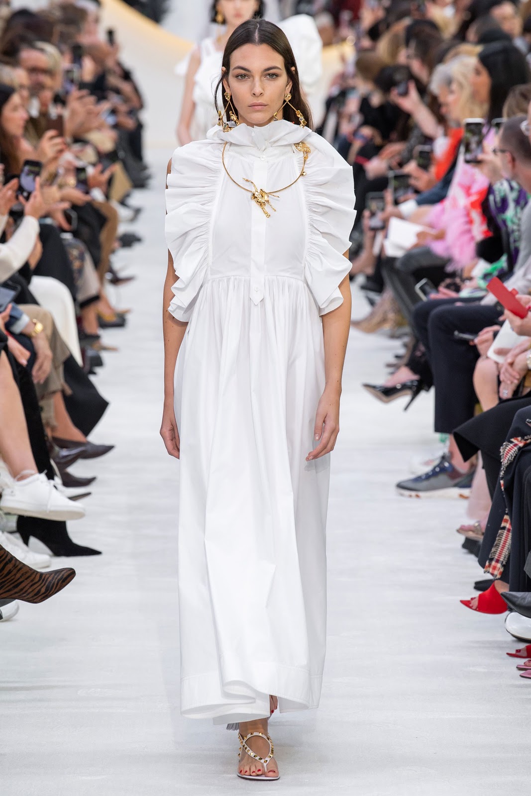 Valentino Spring-Summer 2020 {Défilé in Bianco} | Cool Chic Style Fashion