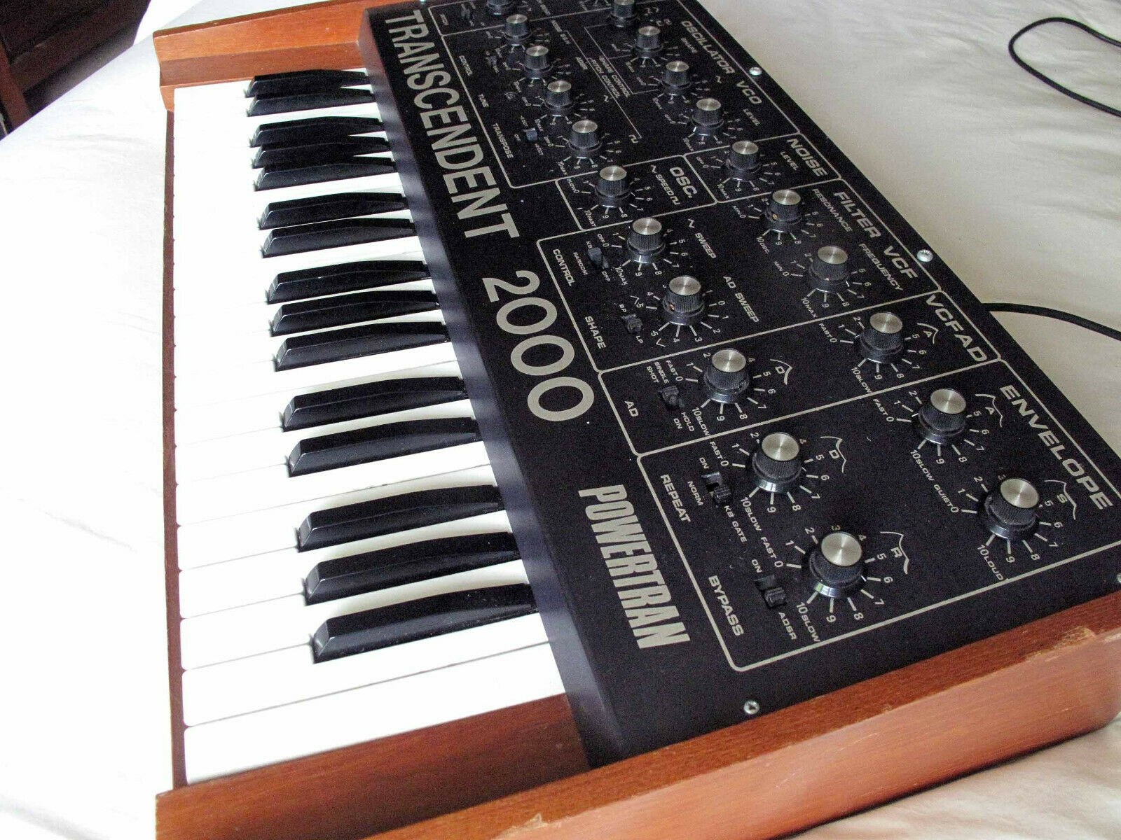 MATRIXSYNTH: IMMACULATE Powertran Transcendent 2000 Analogue Synth