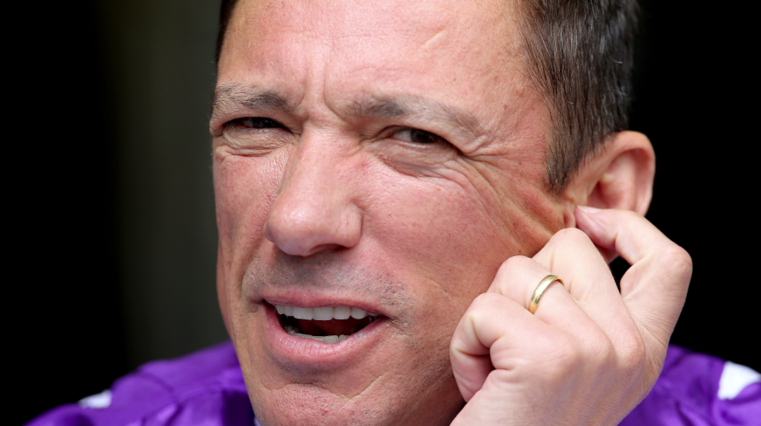 Inghilterra Frankie Dettori veni, vidi, vici a Lingfield nel Winter