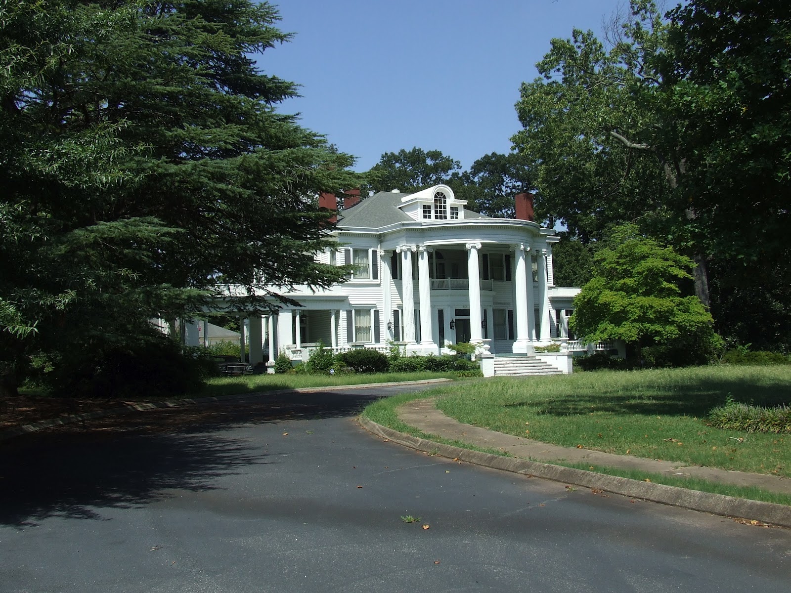 My Blue Cottage A Walk Down the Boulevard Anderson, SC