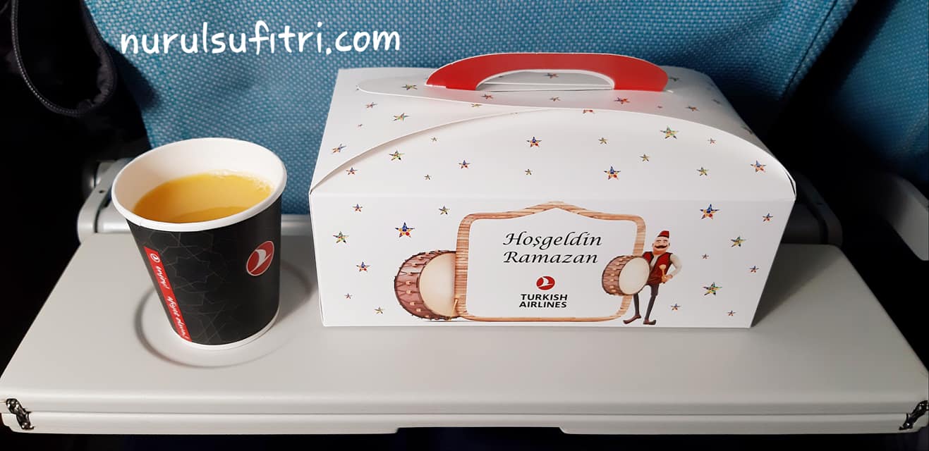Turkish Airlines Manjakan Penumpang dengan Makanan Lezat dan Halal Nurul Sufitri Travel Lifestyle Blog