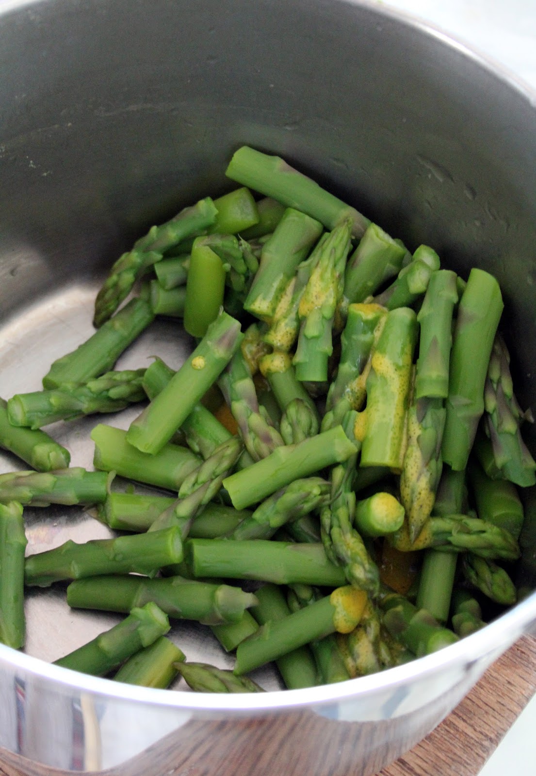 Jo and Sue Warm Asparagus Bacon and Egg Salad with Mustard Vinaigrette