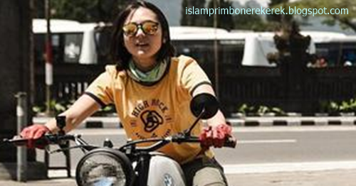 17 Arti Mimpi Tentang Motor Menurut Islam Primbon Jawa Dan Erek Erek 2D 3D  4D - Islam Primbon Erek Erek