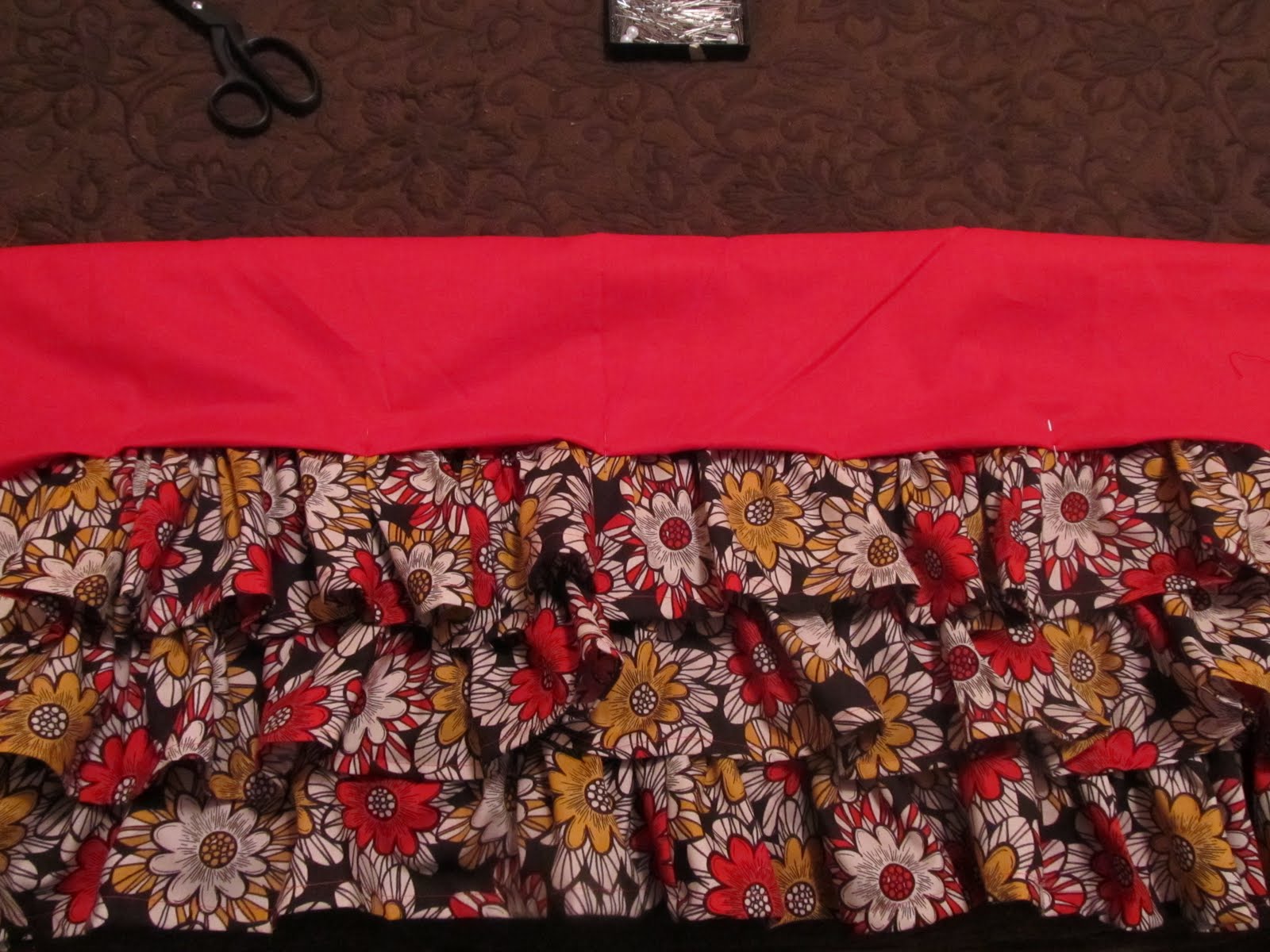 Grits & Giggles: Tutorial!! Stack My Ruffles Skirt